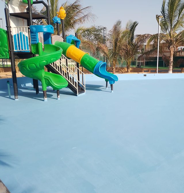 Epoxy and pools